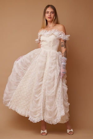 Magdalene Lace Gown - L