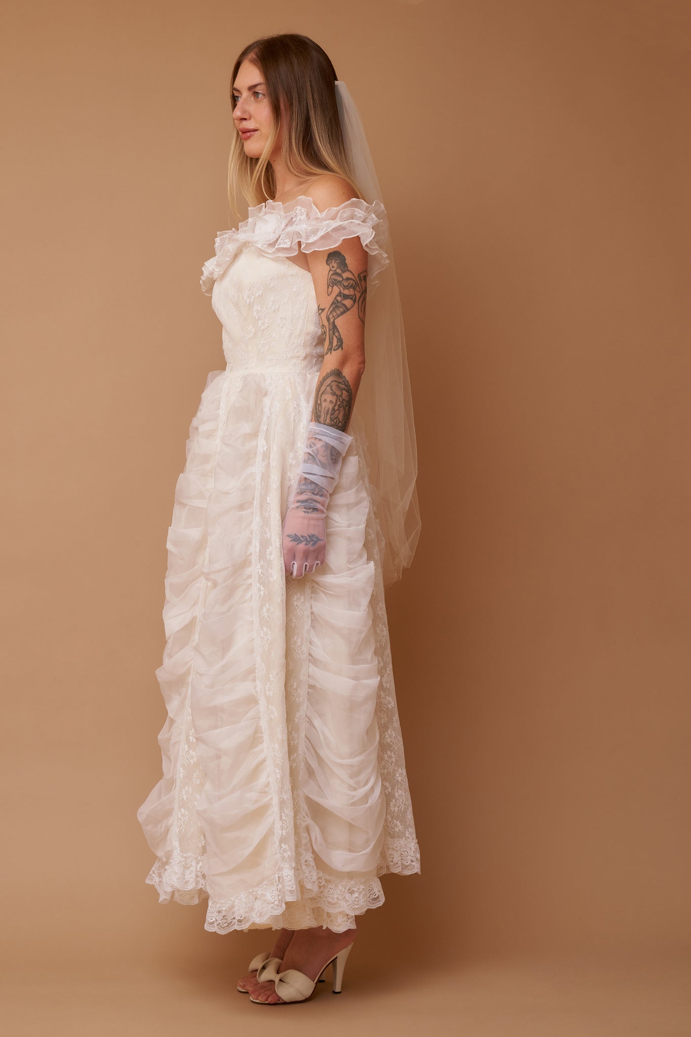 Magdalene Lace Gown - L