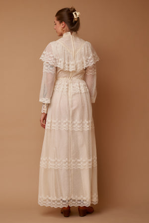 Loretta Lace Gown - M