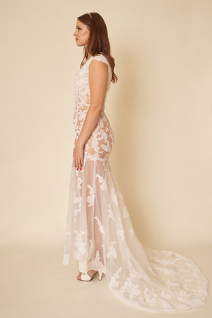 Fiona Lace Gown - L