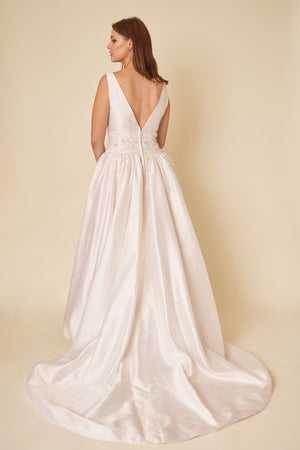 Alessandra Silk Gown - L